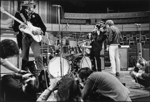 Jimmy Hendrix, Royal Albert Hall, Londres, 1969 (© Dominique Tarlé/ La Galerie de l’Instant)