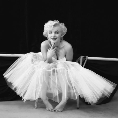 MARILYN MONROE, THE BALLERINA SITTING NEW YORK, 1954