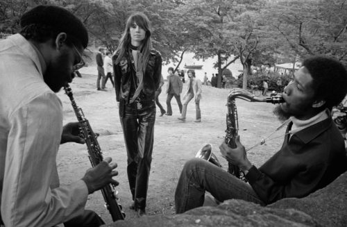 Françoise Hardy à Central Park NYC, mai 1969 (©JEAN-PIERRE LAFFONT/ LA GALERIE DE L’INSTANT)