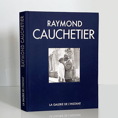 Livre Raymond Cauchetier